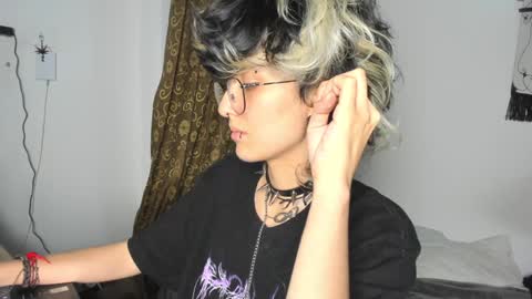 Snapshot of ottoyan_ chatting on 18, 12, 2024 Otto 3 online show from 18, 12, 2024