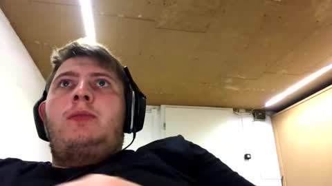 outflayd online show from 16, 11, 2025