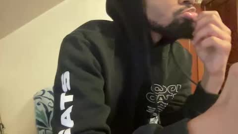 Snapshot of outofhisleague_ chatting on 25, 2, 2026 outofhisleague_ online show from 25, 2, 2026