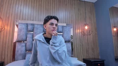 Owen Johnson online show from 15, 12, 2025