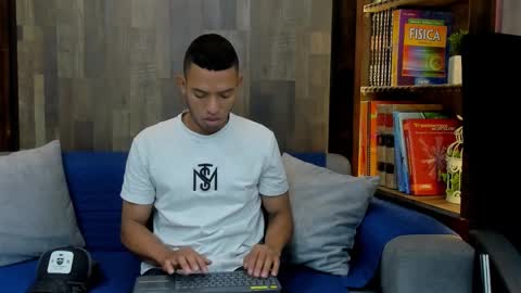 Owen online show from 25, 9, 2025