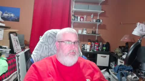 Snapshot of oxstorm chatting on 23, 12, 2024 Oxstorm online show from 23, 12, 2024