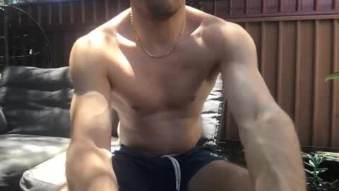 Hrny aussie surfer online show from 23, 11, 2025