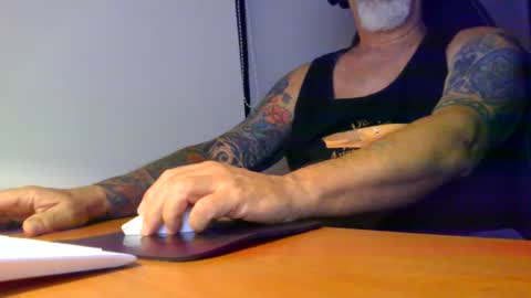 Oi Oi Oi online show from 4, 2, 2025