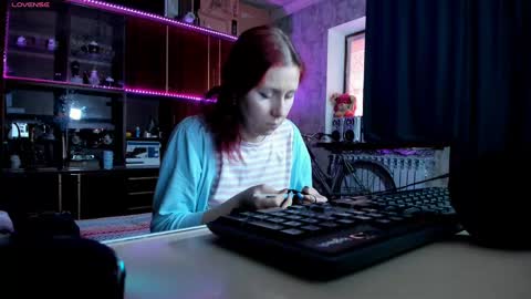 Ella online show from 18, 2, 2025