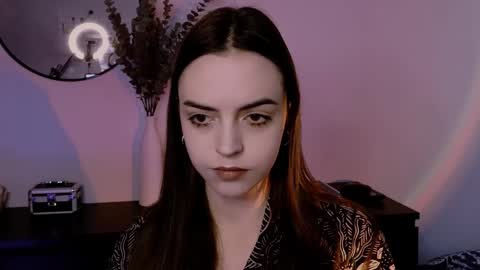 Iris online show from 10, 3, 2025