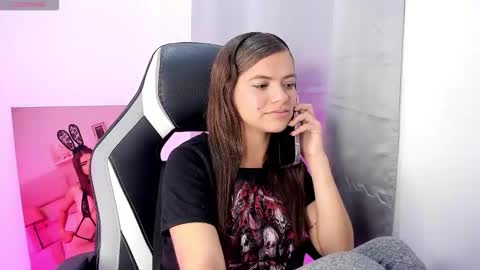 Paige online show from 25, 11, 2025