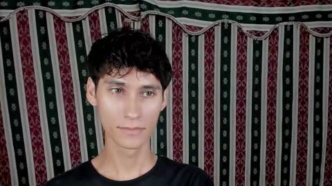 Snapshot of paimon_goetia chatting on 8, 11, 2025 Alexander Grigori online show from 8, 11, 2025