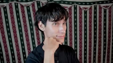 Snapshot of paimon_goetia chatting on 17, 11, 2025 Alexander Grigori online show from 17, 11, 2025