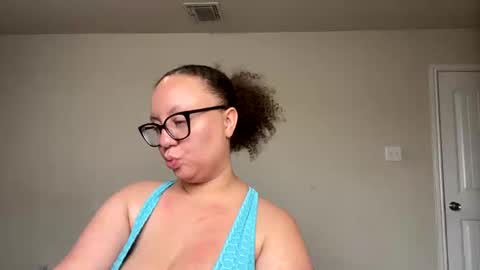 Paislee Haze online show from 9, 1, 2025