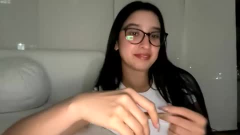 pamela_milleer online show from 8, 1, 2026