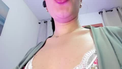 Snapshot of pamela_rosal chatting on 29, 12, 2024 Pamela online show from 29, 12, 2024