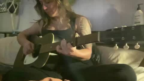 Pantiesofthefae online show from 11, 11, 2025