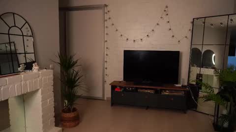 Kristina Kriss online show from 18, 11, 2025