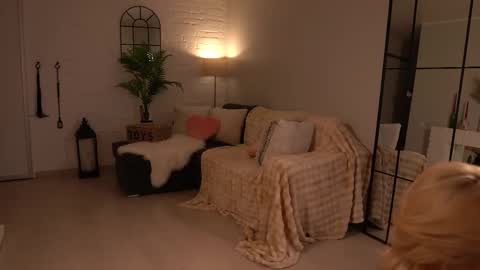 Snapshot of pantykrist chatting on 22, 2, 2026 Kristina Kriss online show from 22, 2, 2026