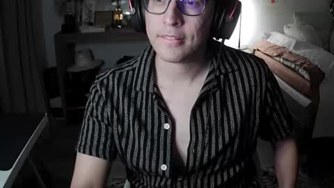 pantysoakher online show from 5, 2, 2025