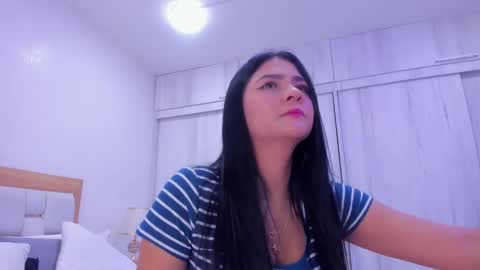 Paola  online show from 5, 2, 2025