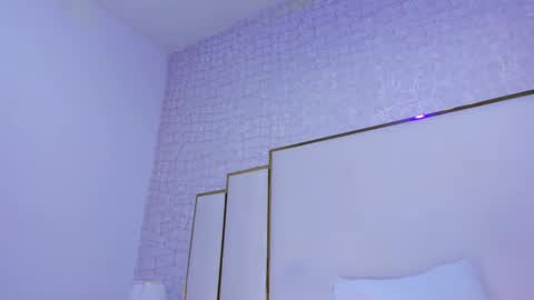 Paola  online show from 6, 11, 2025