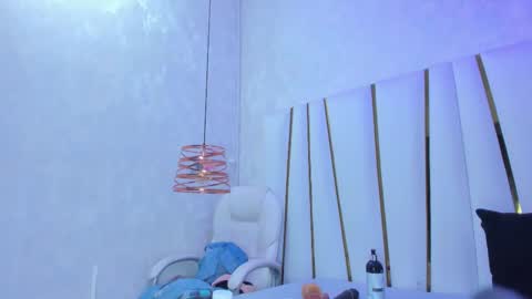 Paola  online show from 14, 3, 2026