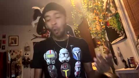 Snapshot of papian0 chatting on 2, 11, 2025 papian0 online show from 2, 11, 2025