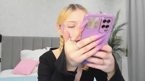 Melena online show from 11, 1, 2026