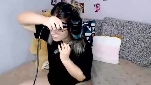 paradisexparadisex online show from 1, 2, 2025