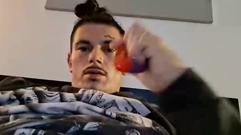 parenteaurobert27 online show from 16, 2, 2026