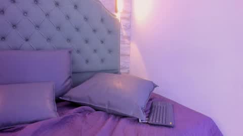 Taylor  online show from 12, 10, 2025