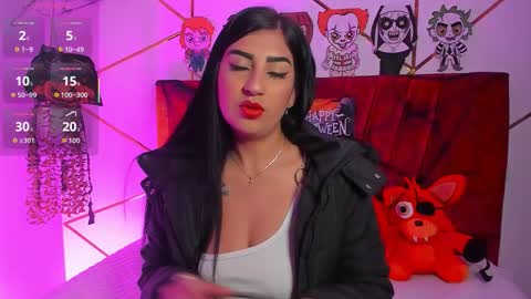 Snapshot of paris_evans_01 chatting on 29, 10, 2025 paris_evans_01 online show from 29, 10, 2025