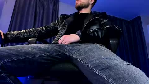 Snapshot of paris_lock chatting on 28, 3, 2026 Paris online show from 28, 3, 2026