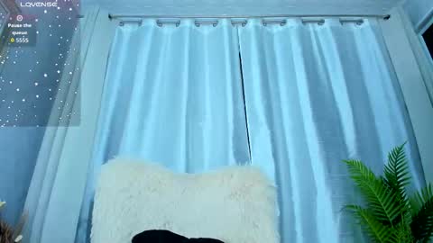 Paris online show from 9, 10, 2025