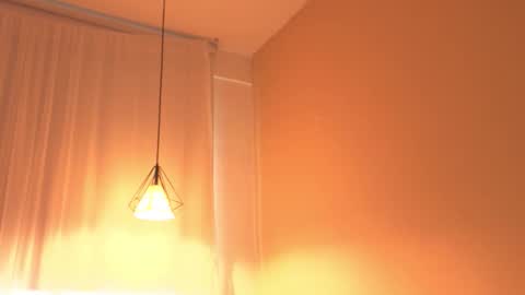 parisblue_ online show from 19, 1, 2026