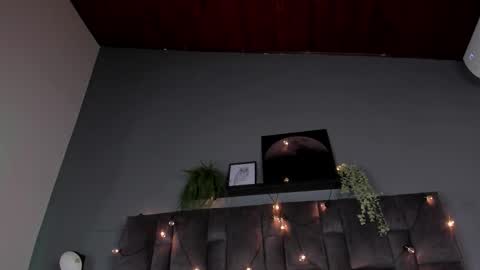 PARIS online show from 12, 2, 2026