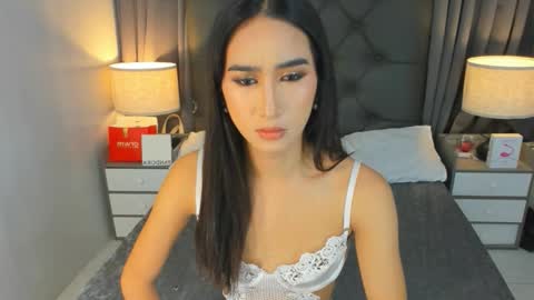 parismilker online show from 14, 12, 2025