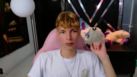 Snapshot of park_jimin1 chatting on 22, 9, 2025 park_jimin1 online show from 22, 9, 2025