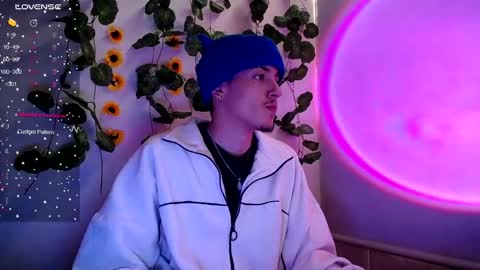 parker_222 online show from 28, 9, 2025