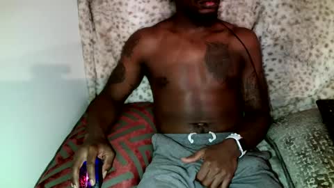 Snapshot of parlaytellio chatting on 29, 12, 2024 Parlay Tellio online show from 29, 12, 2024