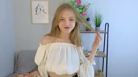 Vicki online show from 11, 9, 2025