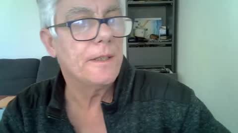 Snapshot of patrick5275 chatting on 15, 2, 2025 patrick5275 online show from 15, 2, 2025