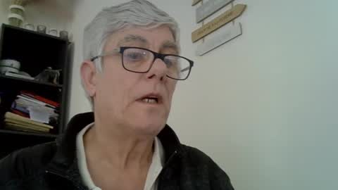 Snapshot of patrick5275 chatting on 2, 3, 2025 patrick5275 online show from 2, 3, 2025