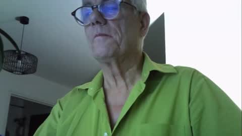 Snapshot of patrick5275 chatting on 18, 10, 2025 patrick5275 online show from 18, 10, 2025