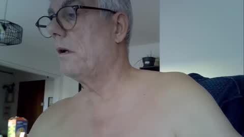 Snapshot of patrick5275 chatting on 28, 10, 2025 patrick5275 online show from 28, 10, 2025