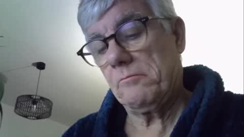 Snapshot of patrick5275 chatting on 23, 11, 2025 patrick5275 online show from 23, 11, 2025