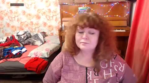 Snapshot of patsyorose chatting on 10, 11, 2025 PatsyORose online show from 10, 11, 2025