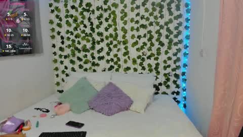 paulina online show from 3, 10, 2025