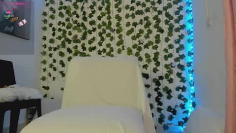 paulina online show from 8, 10, 2025