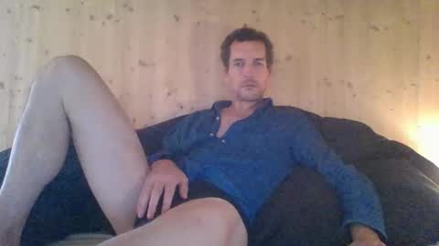 Snapshot of paueriwan chatting on 13, 11, 2025 paueriwan online show from 13, 11, 2025