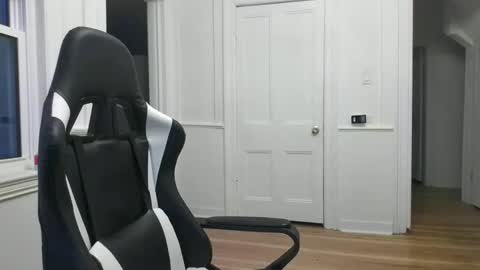 Snapshot of paul9333 chatting on 17, 12, 2024 shy online show from 17, 12, 2024