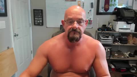 Justeffingaround online show from 3, 3, 2025