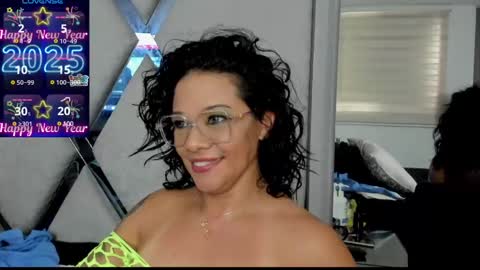 Snapshot of paula_daniela1 chatting on 7, 1, 2025 Paula online show from 7, 1, 2025